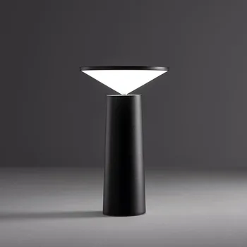 אסתטי יצירתי מנורת שולחן קישוט הבית פשוט הגנה העין האווירה במסעדת המלון קישוט שולחן אור