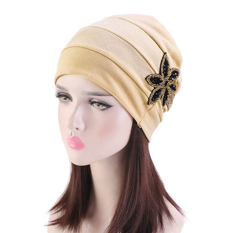 נשים 1PC מעוות מוסלמיות ראש לעטוף מוצק צבע פנימי אלגנטי כובע מצחייה טורבן כימותרפיה כובע עם חרוזים פרח הכובעים . ' - ' . 1