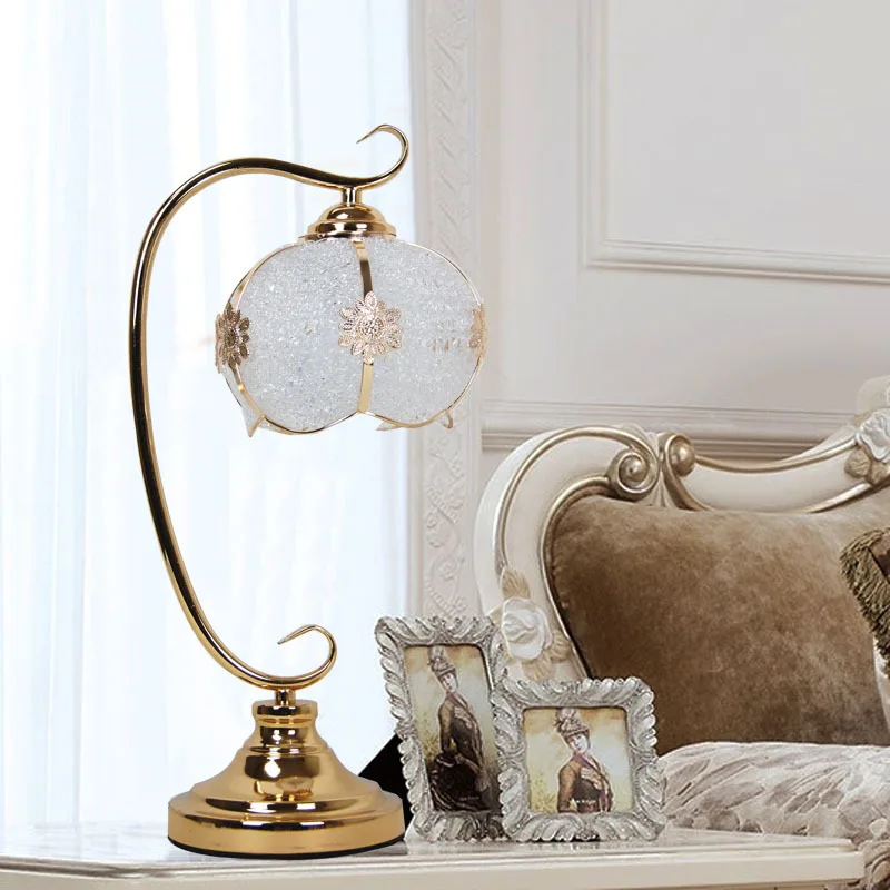 סגנון אירופאי המנורה שליד המיטה מנורת שולחן עבור חדר השינה לחתונה יצירתי led ניתן לעמעום הגנה העין מנורת שולחן . ' - ' . 3
