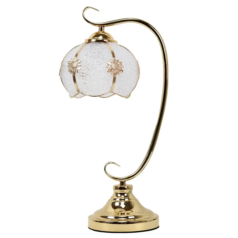 סגנון אירופאי המנורה שליד המיטה מנורת שולחן עבור חדר השינה לחתונה יצירתי led ניתן לעמעום הגנה העין מנורת שולחן . ' - ' . 4