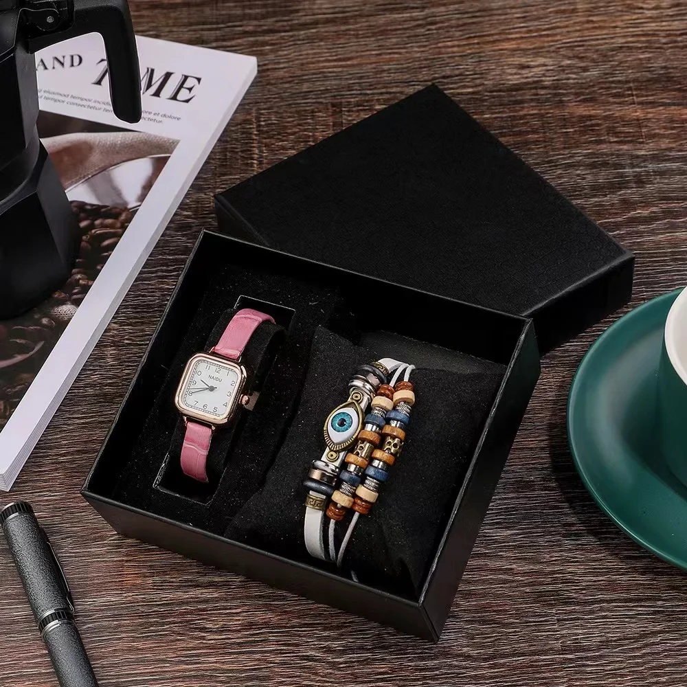 נשים האופנה שעונים צבעוניים רצועת עור כיכר חיוג קלאסי בסגנון רטרו נשים האנלוגי קוורץ שעון יד עם צמידים מתנה . ' - ' . 2